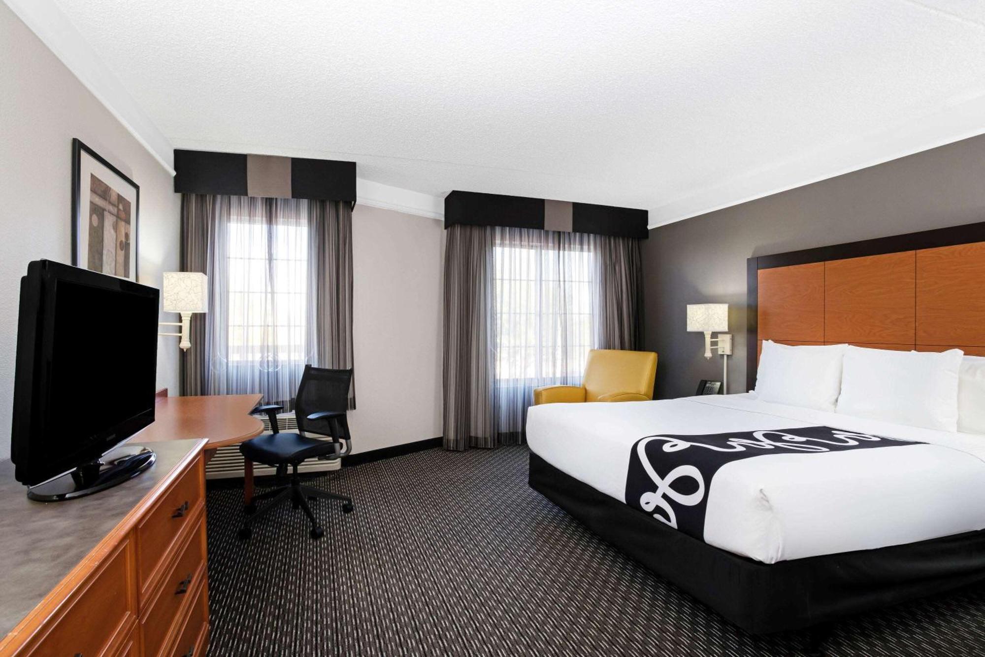 King Room - Mobility Access/Non-Smoking