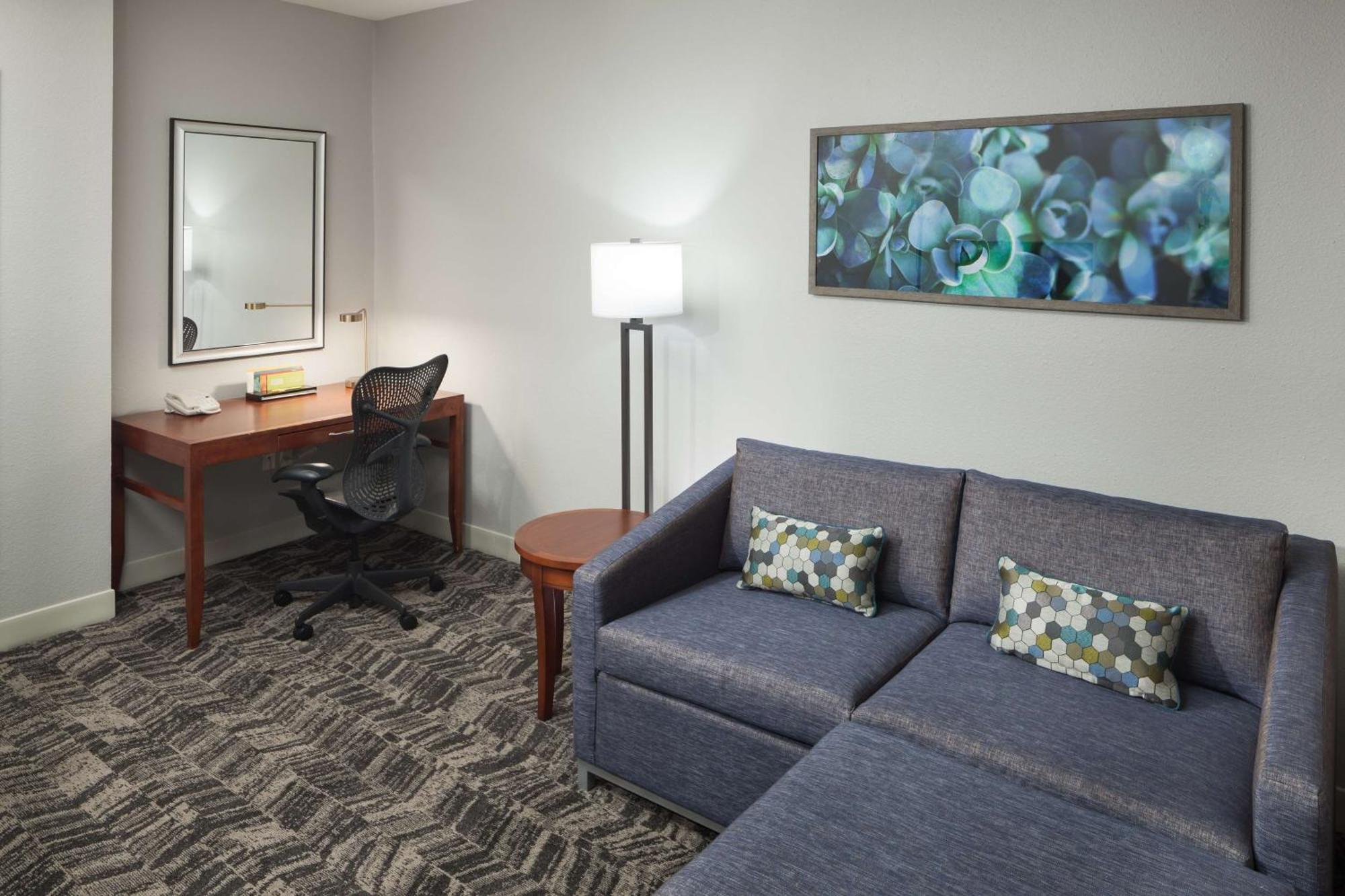 Junior King Suite with Seating Area