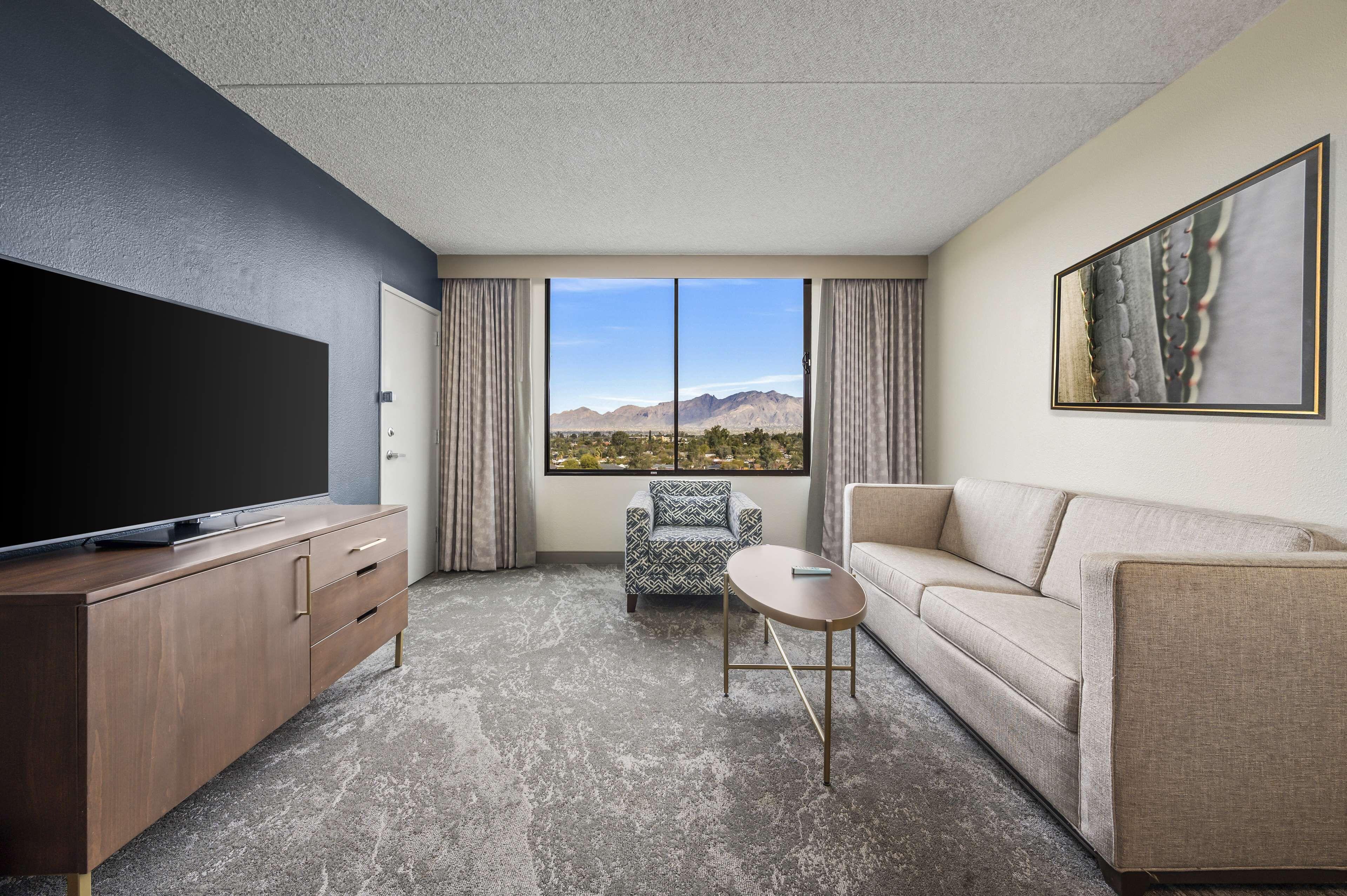 Standard King Suite