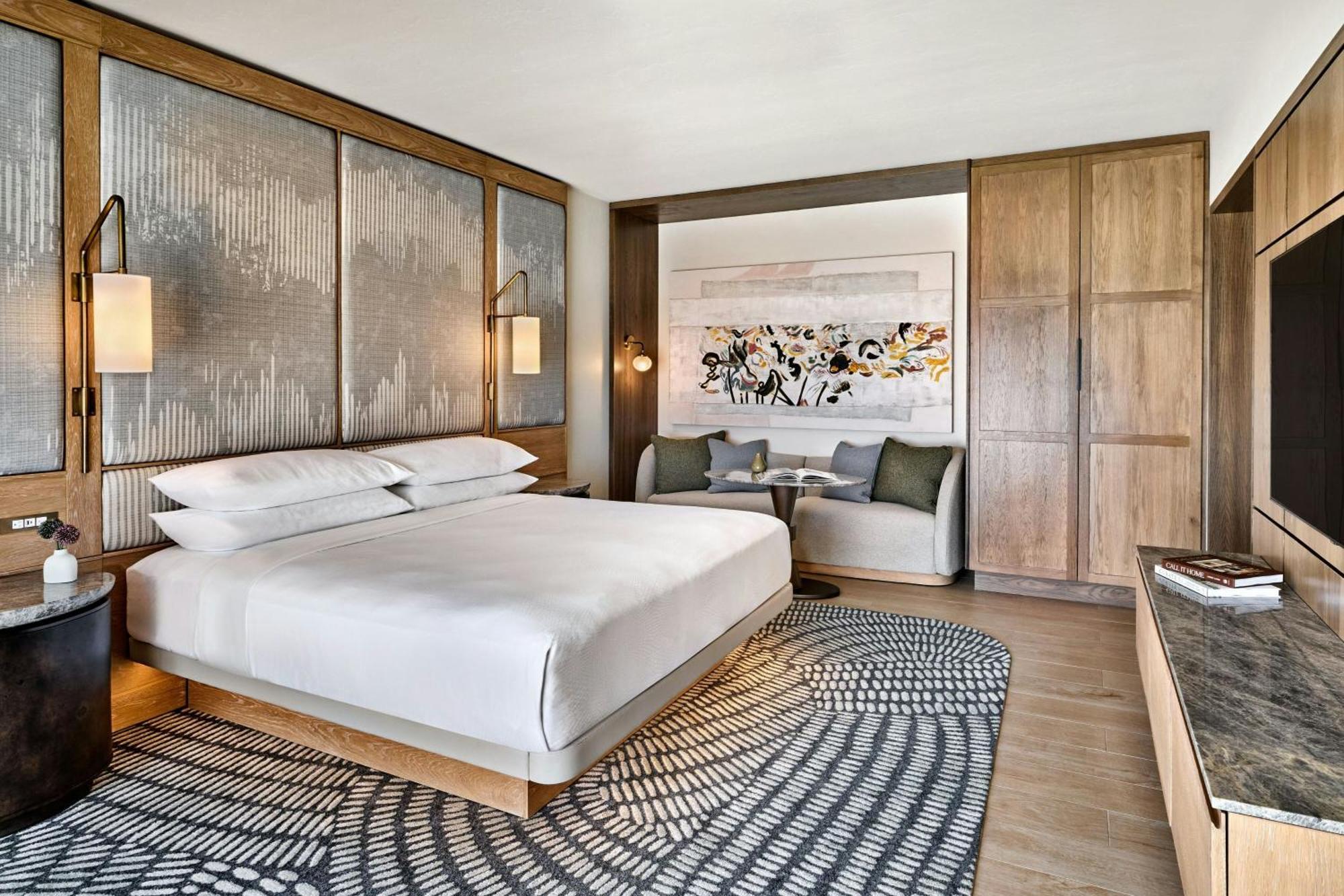 Two-Bedroom Signature Suite Mountain View
