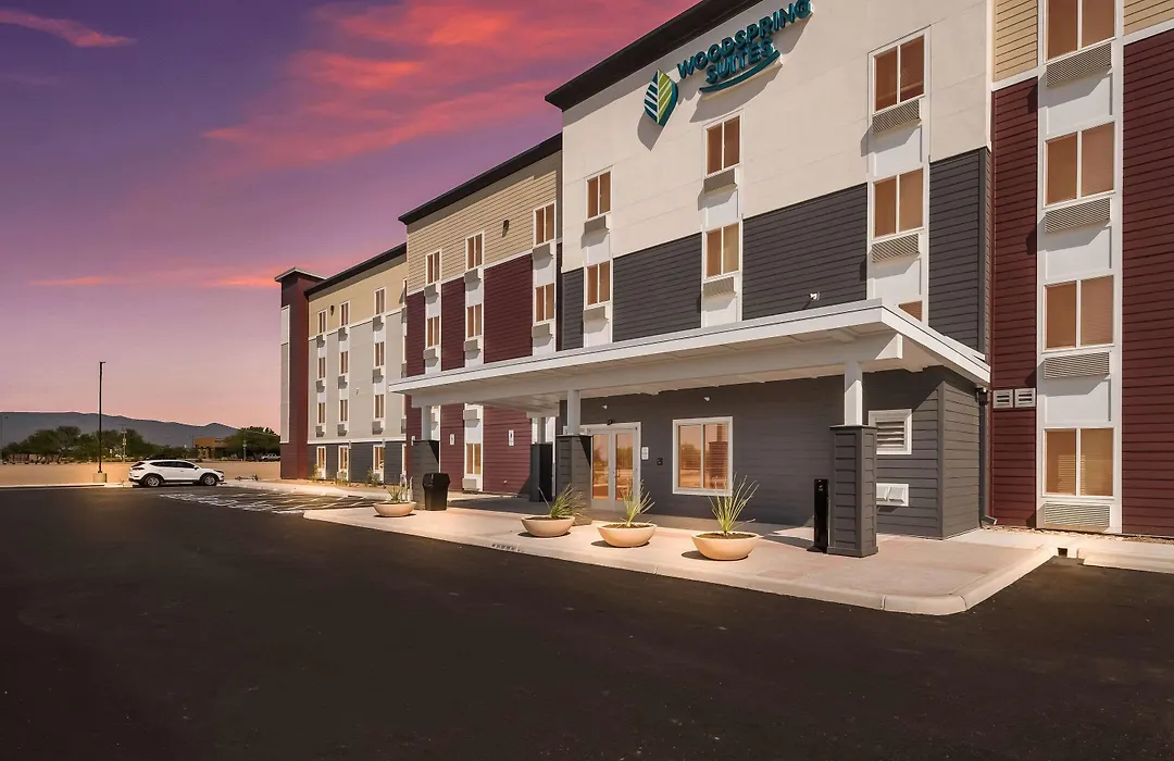 Woodspring Suites Tucson-South-1
