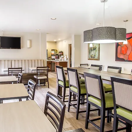 Comfort Suites At Tucson Mall-3