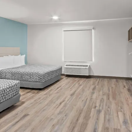 Woodspring Suites Tucson Medical Center-2