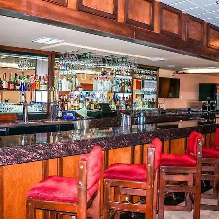 Knights Inn Tucson-3