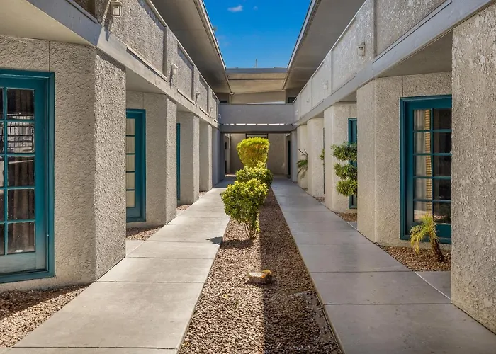 Knights Inn Tucson D.M.A.F Area