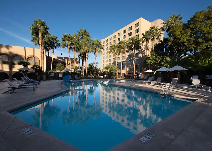 Doubletree By Hilton Tucson-Reid Park Hotel