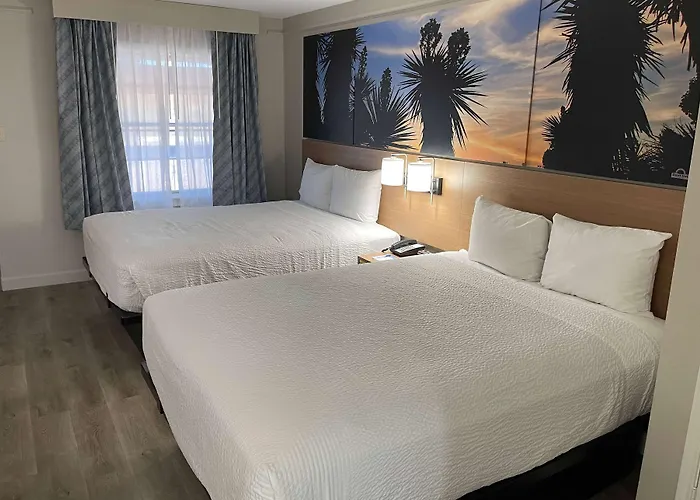 Days Inn By Wyndham Tucson City Center